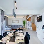 Apartman Sunhall Maisonette *