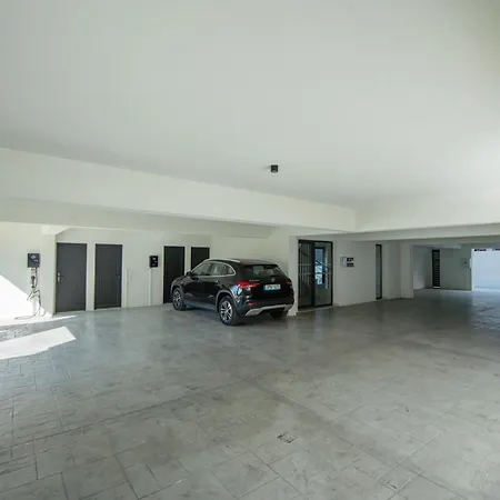 Sunhall Maisonette Appartamento